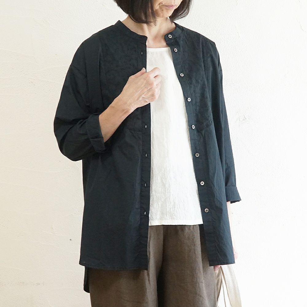 Branch m‘.,ブランチエム,ナチュラル,30代,40代,50代,60代,コットン,綿,ゆったり,blouse,ブラウス,シャツ,シャツブラウス,刺繍,刺繍ブラウス,刺繍シャツ,チュニック