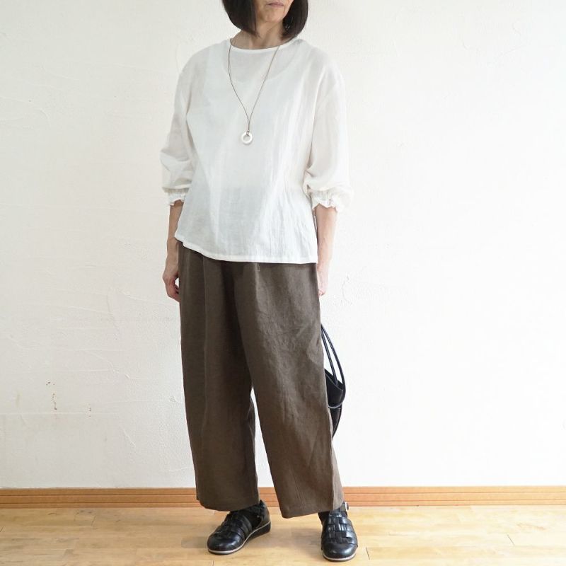 Branch m‘.,ブランチエム,ナチュラル,30代,40代,50代,60代,リネン,コットンリネン,綿麻,ゆったり,ブラウス,長袖,プルオーバー,プルオーバーブラウス,袖ゴム,桐七炊き,