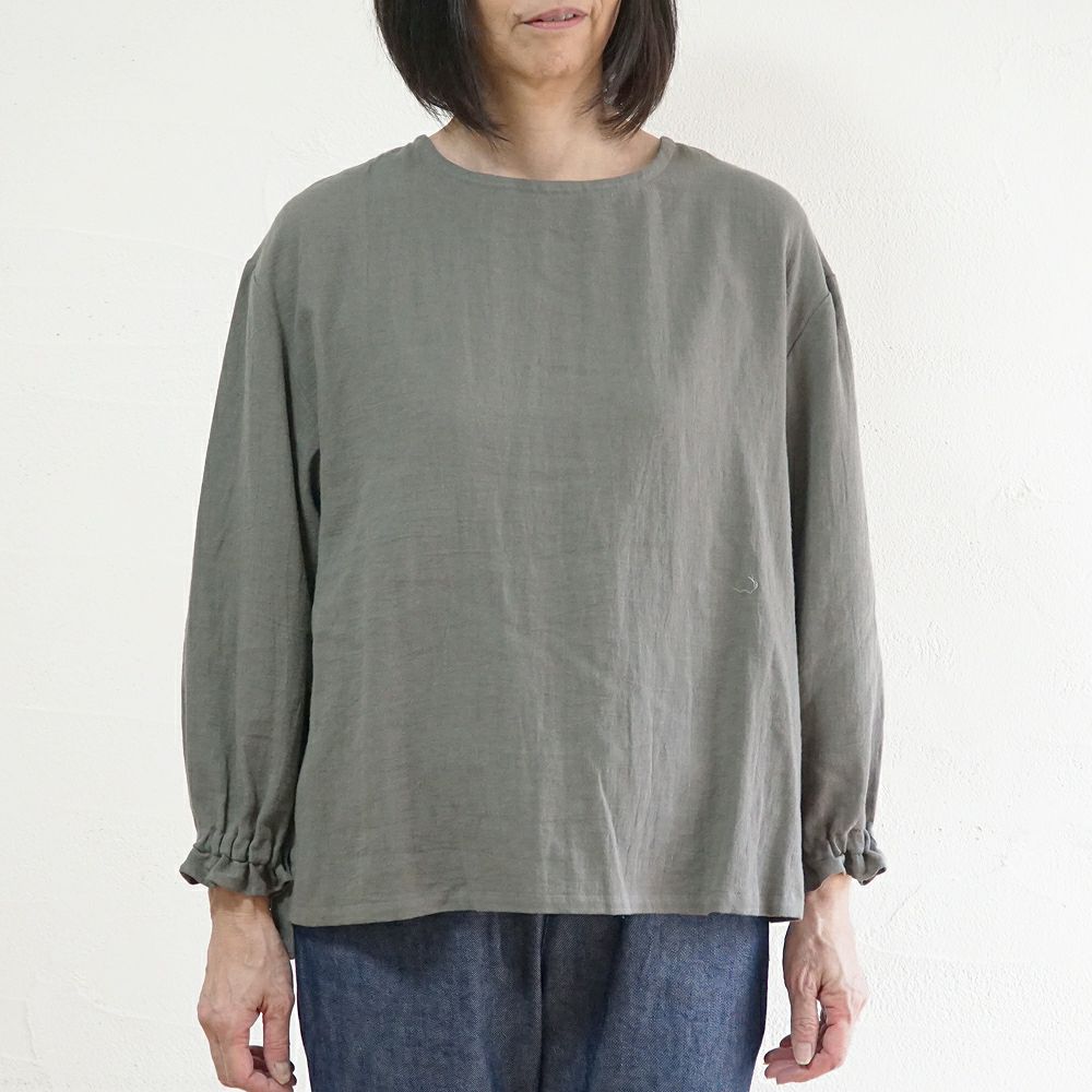 Branch m‘.,ブランチエム,ナチュラル,30代,40代,50代,60代,リネン,コットンリネン,綿麻,ゆったり,ブラウス,長袖,プルオーバー,プルオーバーブラウス,袖ゴム,桐七炊き,