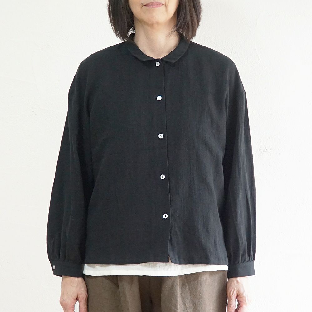 Branch m‘.,ブランチエム,ナチュラル,30代,40代,50代,60代,リネン,コットンリネン,綿麻,ゆったり,ブラウス,長袖,チビ衿,シャツ,チビ衿シャツ,チビ衿ブラウス,