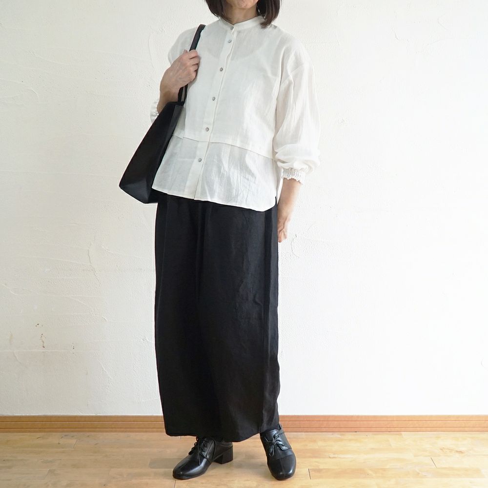 Branch m‘.,ブランチエム,ナチュラル,30代,40代,50代,60代,リネン,コットンリネン,綿麻,ゆったり,ブラウス,長袖,バンドカラー,シャツ,バンドカラーシャツ,バンドカラーブラウス,切替,切替ブラウス