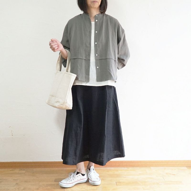 Branch m‘.,ブランチエム,ナチュラル,30代,40代,50代,60代,リネン,コットンリネン,綿麻,ゆったり,ブラウス,長袖,バンドカラー,シャツ,バンドカラーシャツ,バンドカラーブラウス,切替,切替ブラウス