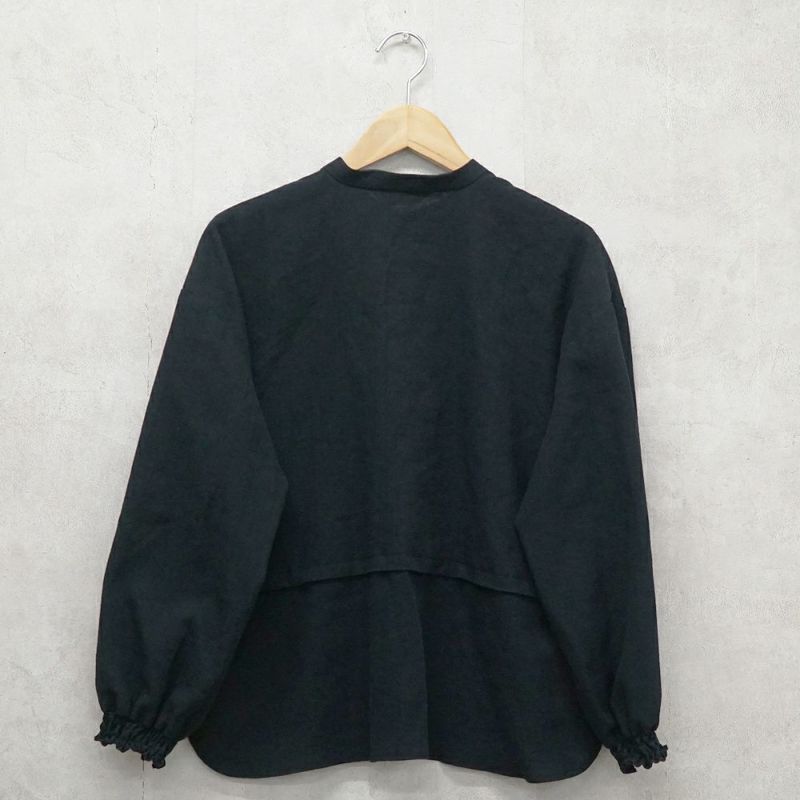 Branch m‘.,ブランチエム,ナチュラル,30代,40代,50代,60代,リネン,コットンリネン,綿麻,ゆったり,ブラウス,長袖,バンドカラー,シャツ,バンドカラーシャツ,バンドカラーブラウス,切替,切替ブラウス