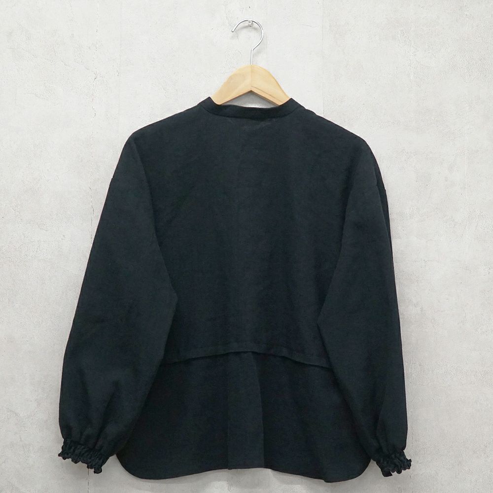 Branch m‘.,ブランチエム,ナチュラル,30代,40代,50代,60代,リネン,コットンリネン,綿麻,ゆったり,ブラウス,長袖,バンドカラー,シャツ,バンドカラーシャツ,バンドカラーブラウス,切替,切替ブラウス