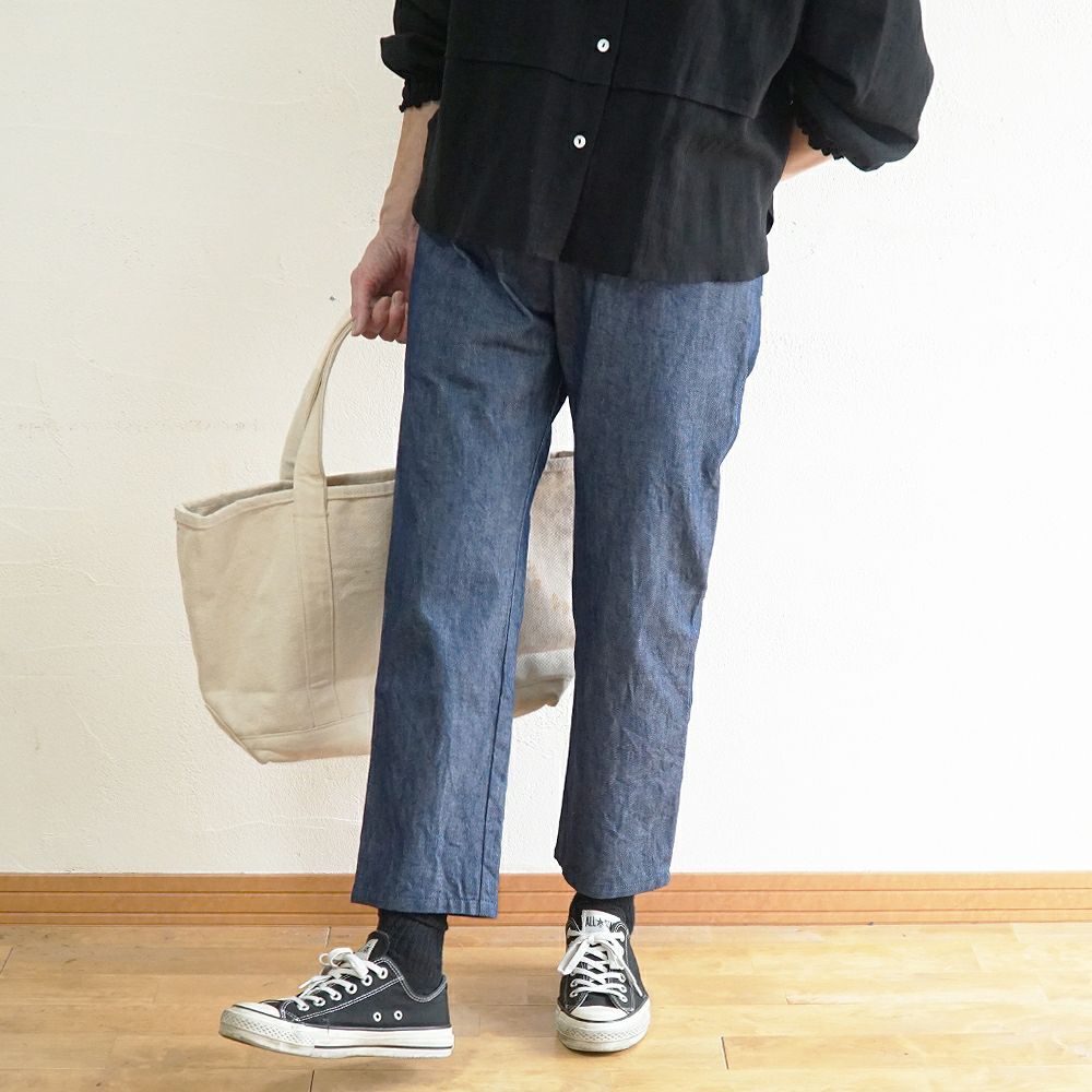 Branch m‘.,ブランチエム,ナチュラル,30代,40代,50代,60代,コットン,綿,ゆったり,パンツ,デニム,デニムパンツ,ストレートパンツ,デニムストレートパンツ