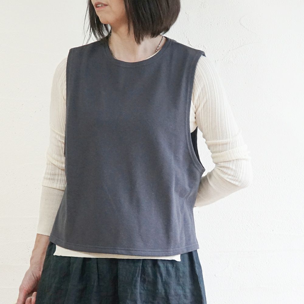 Branch m‘.,ブランチエム,ナチュラル,30代,40代,50代,60代,コットン,ゆったり,綿,裏毛,裏毛ベスト,ベスト,レイヤード,重ね着,体温調節,