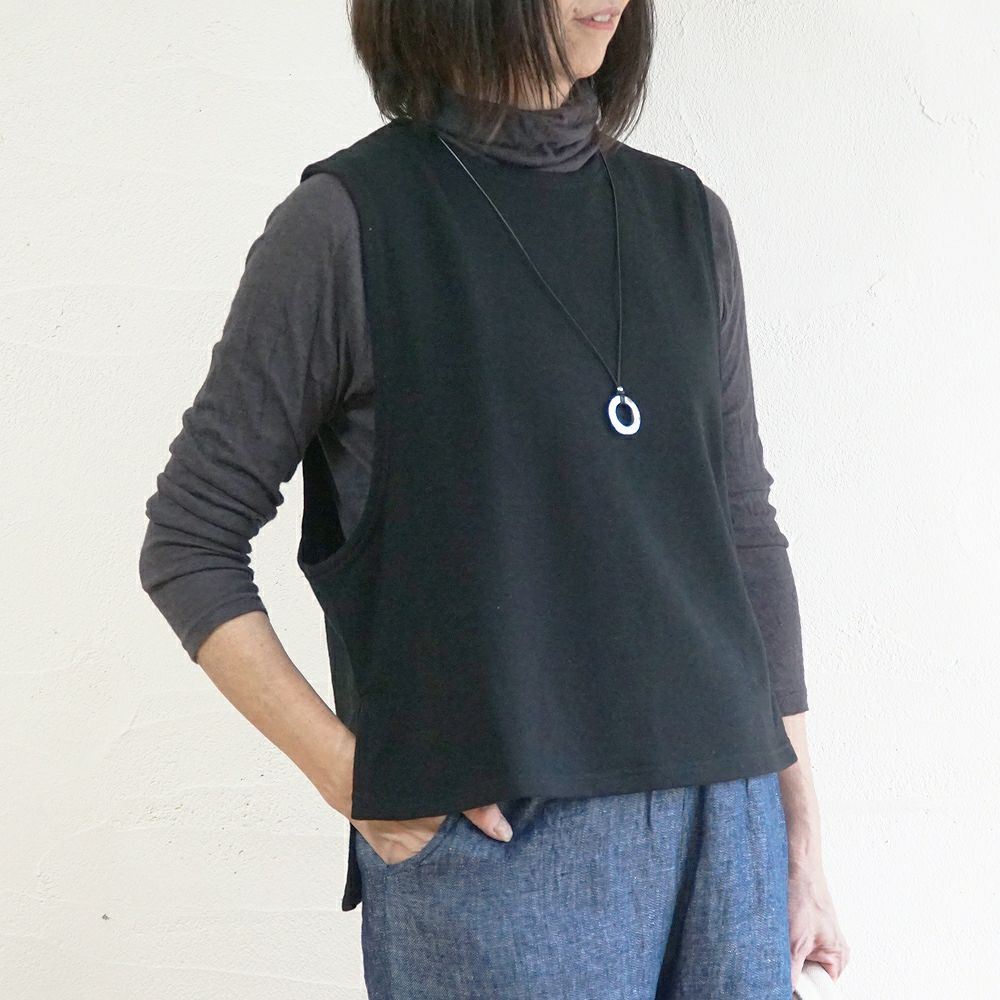 Branch m‘.,ブランチエム,ナチュラル,30代,40代,50代,60代,コットン,ゆったり,綿,裏毛,裏毛ベスト,ベスト,レイヤード,重ね着,体温調節,