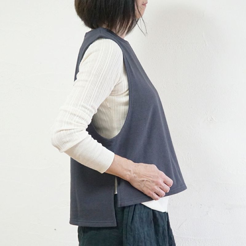 Branch m‘.,ブランチエム,ナチュラル,30代,40代,50代,60代,コットン,ゆったり,綿,裏毛,裏毛ベスト,ベスト,レイヤード,重ね着,体温調節,