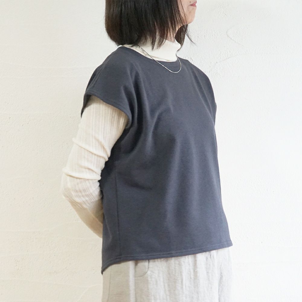 Branch m‘.,ブランチエム,ナチュラル,30代,40代,50代,60代,コットン,ゆったり,綿,裏毛,裏毛ベスト,ベスト,レイヤード,重ね着,体温調節,