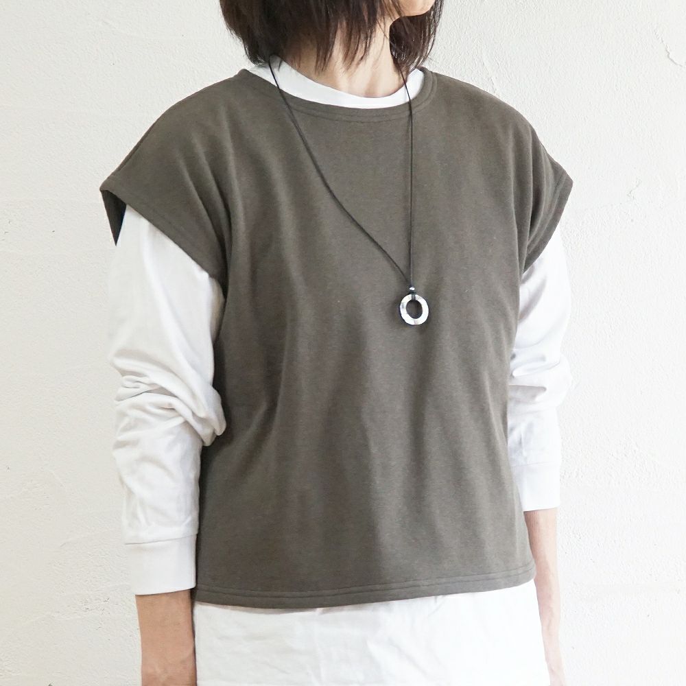 Branch m‘.,ブランチエム,ナチュラル,30代,40代,50代,60代,コットン,ゆったり,綿,裏毛,裏毛ベスト,ベスト,レイヤード,重ね着,体温調節,