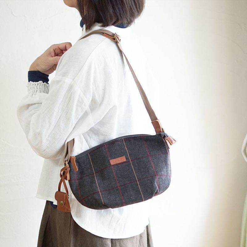 Branch m‘.,ブランチエム,ナチュラル,30代,40代,50代,60代,ゆったり,バッグ,toleur,トーラ,ショルダーバッグ,ショルダー,ウールバッグ,チェック,チェック柄,チェックバッグ