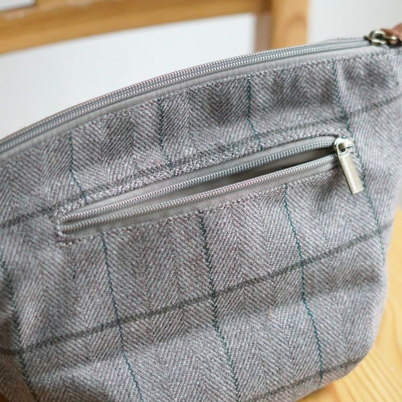 Branch m‘.,ブランチエム,ナチュラル,30代,40代,50代,60代,ゆったり,バッグ,toleur,トーラ,ショルダーバッグ,ショルダー,ウールバッグ,チェック,チェック柄,チェックバッグ