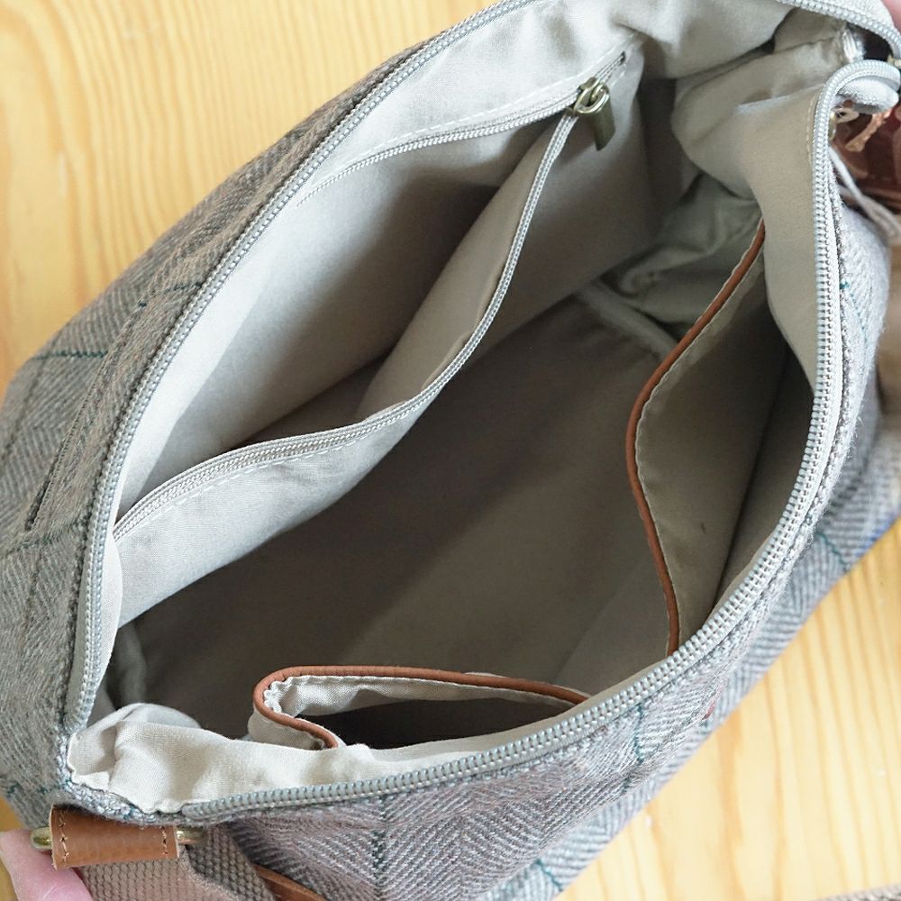 Branch m‘.,ブランチエム,ナチュラル,30代,40代,50代,60代,ゆったり,バッグ,toleur,トーラ,ショルダーバッグ,ショルダー,ウールバッグ,チェック,チェック柄,チェックバッグ