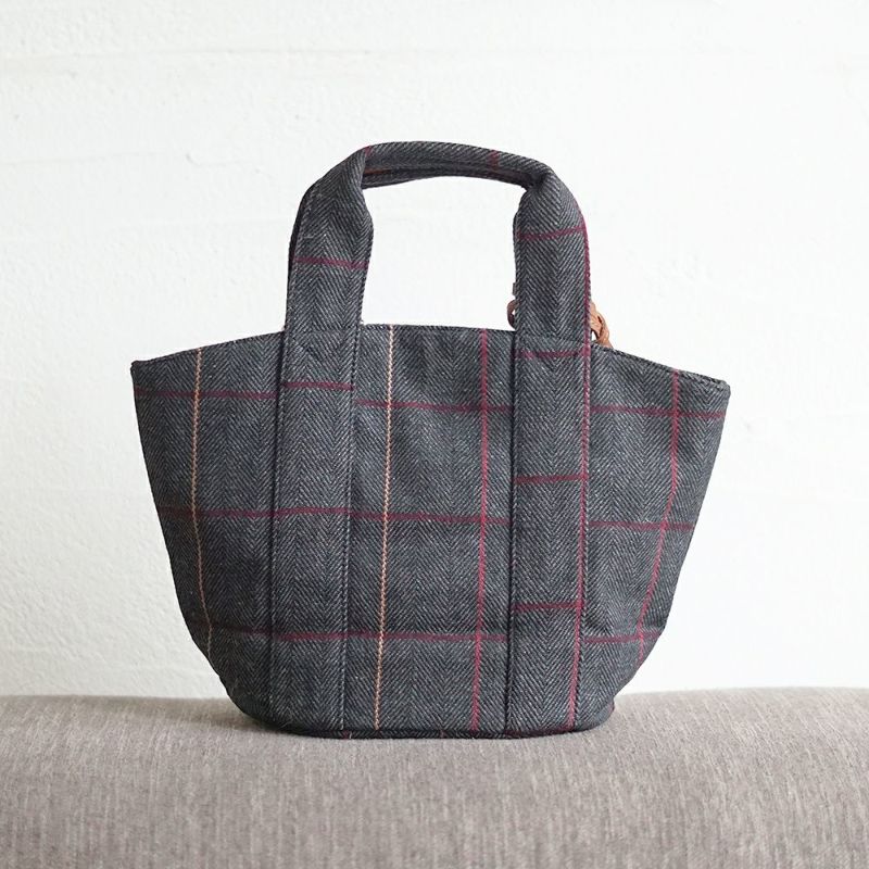 Branch m‘.,ブランチエム,ナチュラル,30代,40代,50代,60代,ゆったり,バッグ,toleur,トーラ,トートバッグ,トート,ウールバッグ,チェック,チェック柄,チェックバッグ,チェックトートバッグ