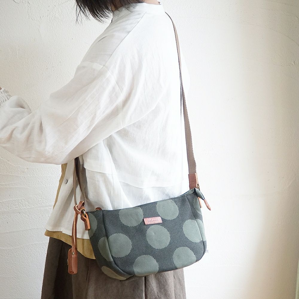 Branch m‘.,ブランチエム,ナチュラル,30代,40代,50代,60代,ゆったり,バッグ,toleur,トーラ,ショルダーバッグ,ショルダー,ウールバッグ,ドット,ドット柄,水玉バッグ, 