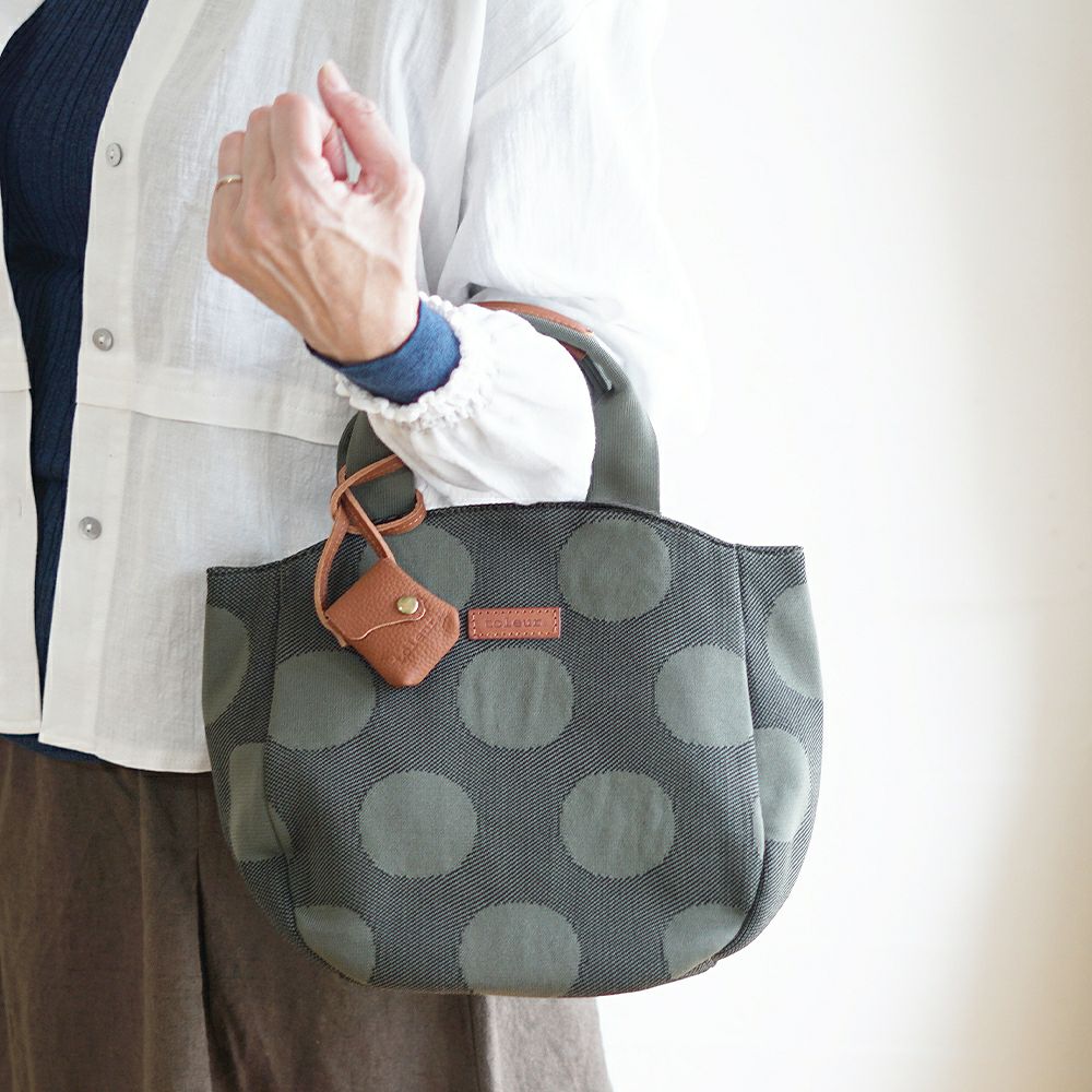 Branch m‘.,ブランチエム,ナチュラル,30代,40代,50代,60代,ゆったり,バッグ,toleur,トーラ,トートバッグ,トート,ウールバッグ,水玉,ドット柄,水玉バッグ,水玉トートバッグ