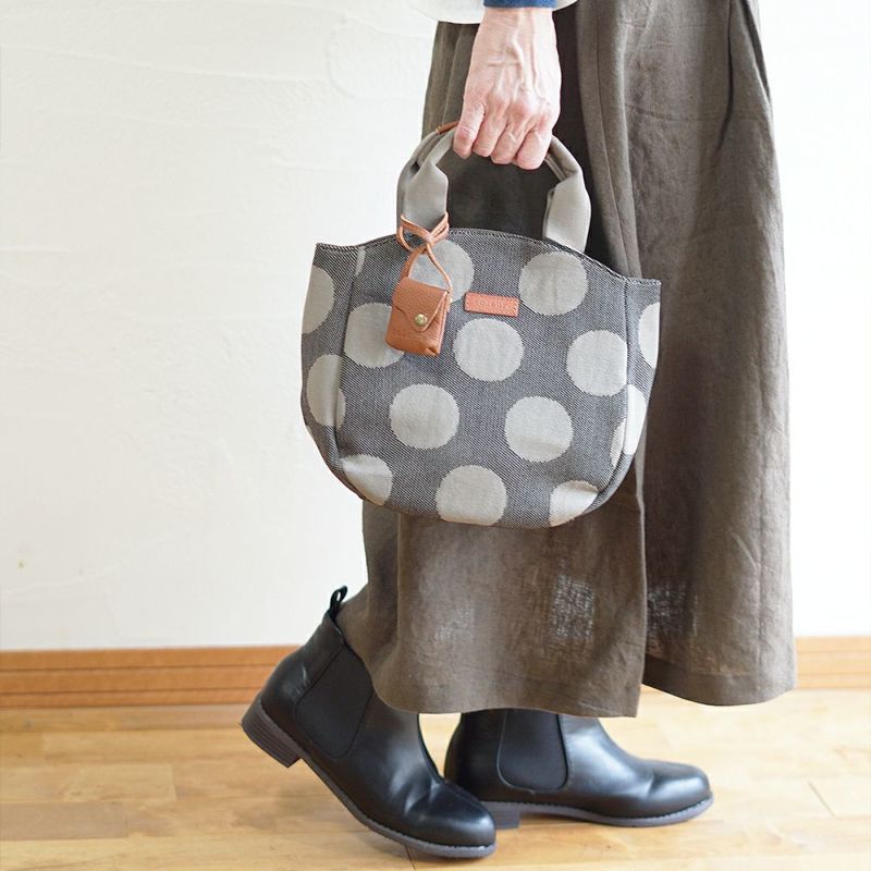 Branch m‘.,ブランチエム,ナチュラル,30代,40代,50代,60代,ゆったり,バッグ,toleur,トーラ,トートバッグ,トート,ウールバッグ,水玉,ドット柄,水玉バッグ,水玉トートバッグ