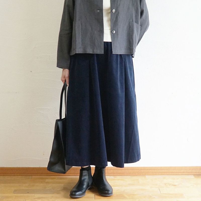 Branch m‘.,ブランチエム,ナチュラル,30代,40代,50代,60代,コットン,綿,ゆったり,skirt,スカート,タックスカート,コーデュロイ,細コール,コーデュロイスカート
