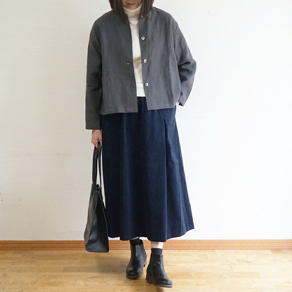Branch m‘.,ブランチエム,ナチュラル,30代,40代,50代,60代,コットン,綿,ゆったり,skirt,スカート,タックスカート,コーデュロイ,細コール,コーデュロイスカート