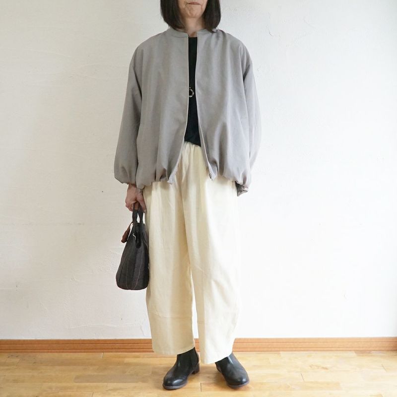 Branch m‘.,ブランチエム,ナチュラル,30代,40代,50代,60代,コットン,綿,ゆったり,パンツ,コクーンパンツ,コーデュロイ,細コール,コーデュロイパンツ,ボウルパンツ