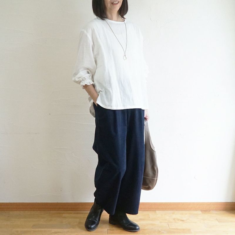 Branch m‘.,ブランチエム,ナチュラル,30代,40代,50代,60代,コットン,綿,ゆったり,パンツ,コクーンパンツ,コーデュロイ,細コール,コーデュロイパンツ,ボウルパンツ