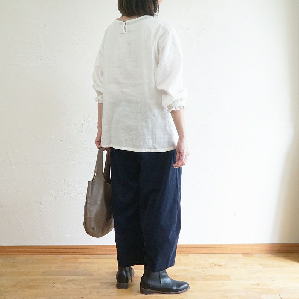 Branch m‘.,ブランチエム,ナチュラル,30代,40代,50代,60代,コットン,綿,ゆったり,パンツ,コクーンパンツ,コーデュロイ,細コール,コーデュロイパンツ,ボウルパンツ