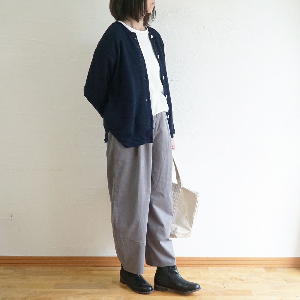 Branch m‘.,ブランチエム,ナチュラル,30代,40代,50代,60代,コットン,綿,ゆったり,パンツ,コクーンパンツ,コーデュロイ,細コール,コーデュロイパンツ,ボウルパンツ