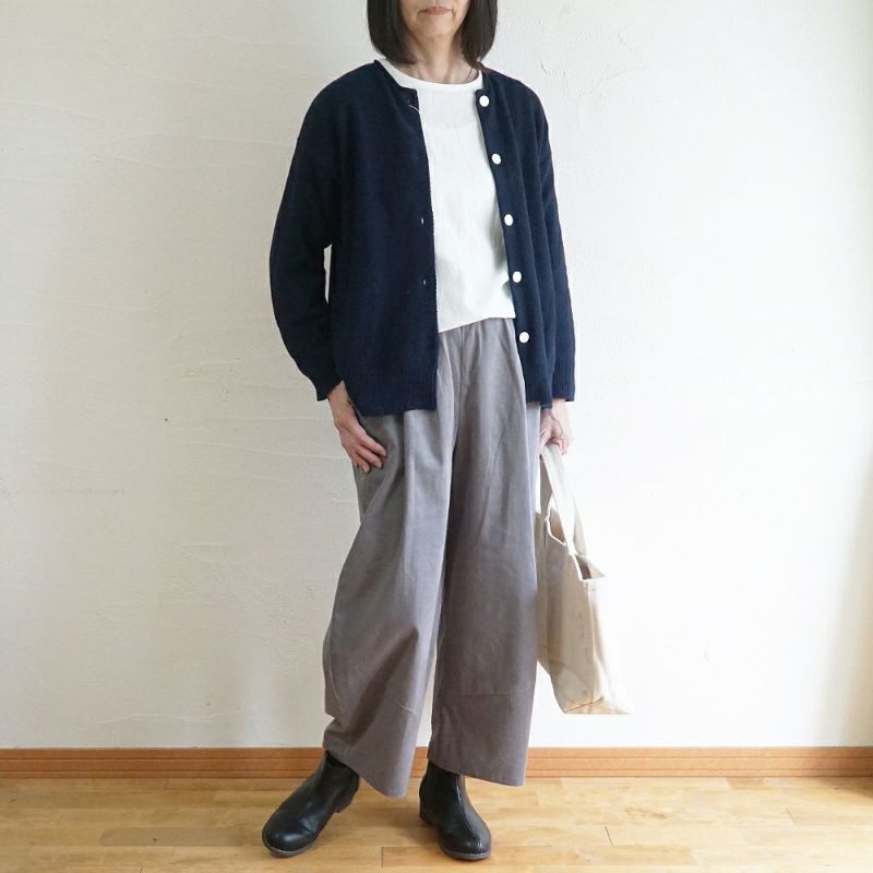 Branch m‘.,ブランチエム,ナチュラル,30代,40代,50代,60代,コットン,綿,ゆったり,パンツ,コクーンパンツ,コーデュロイ,細コール,コーデュロイパンツ,ボウルパンツ