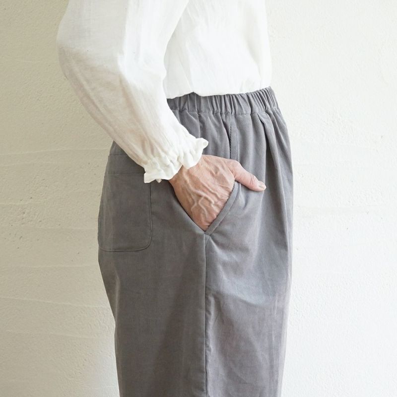 Branch m‘.,ブランチエム,ナチュラル,30代,40代,50代,60代,コットン,綿,ゆったり,パンツ,コクーンパンツ,コーデュロイ,細コール,コーデュロイパンツ,ボウルパンツ