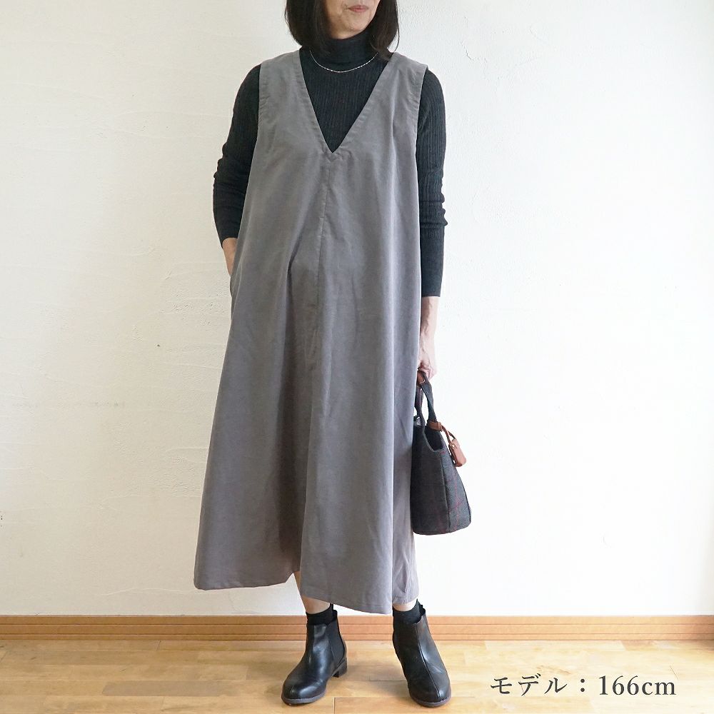 Branch m‘.,ブランチエム,ナチュラル,30代,40代,50代,60代,コットン,綿,ゆったり,ワンピース,ノースリーブワンピース,Vネックワンピース,コーデュロイ,細コール,コーデュロイワンピース,細コールワンピース