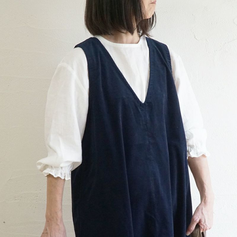 Branch m‘.,ブランチエム,ナチュラル,30代,40代,50代,60代,コットン,綿,ゆったり,ワンピース,ノースリーブワンピース,Vネックワンピース,コーデュロイ,細コール,コーデュロイワンピース,細コールワンピース