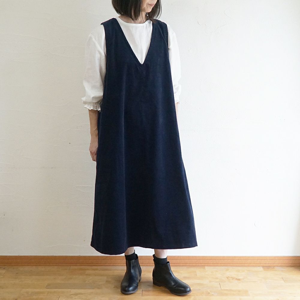 Branch m‘.,ブランチエム,ナチュラル,30代,40代,50代,60代,コットン,綿,ゆったり,ワンピース,ノースリーブワンピース,Vネックワンピース,コーデュロイ,細コール,コーデュロイワンピース,細コールワンピース