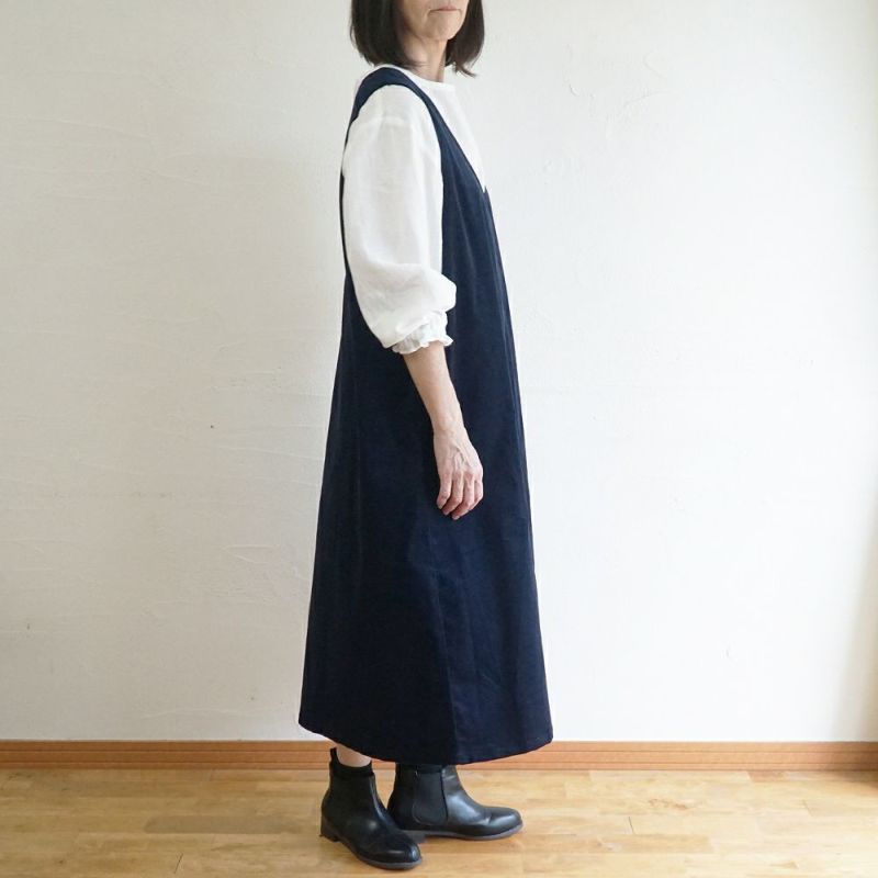 Branch m‘.,ブランチエム,ナチュラル,30代,40代,50代,60代,コットン,綿,ゆったり,ワンピース,ノースリーブワンピース,Vネックワンピース,コーデュロイ,細コール,コーデュロイワンピース,細コールワンピース