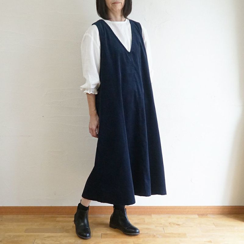 Branch m‘.,ブランチエム,ナチュラル,30代,40代,50代,60代,コットン,綿,ゆったり,ワンピース,ノースリーブワンピース,Vネックワンピース,コーデュロイ,細コール,コーデュロイワンピース,細コールワンピース