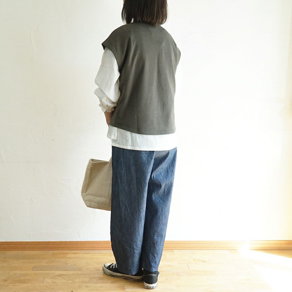 Branch m‘.,ブランチエム,ナチュラル,30代,40代,50代,60代,コーデセット,コーディネートセット,セット売り,ゆったり,ベスト,裏毛,裏毛ベスト,デニム,コクーンパンツ,デニムパンツ,デニムコクーンパンツ