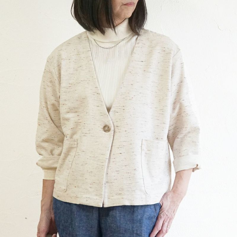 Branch m‘.,ブランチエム,ナチュラル,30代,40代,50代,60代,コットン,ゆったり,綿,アウター,カーディガン,ジャケット,羽織り,羽織,ライトアウター,Vネックジャケット,Vネックカーディガン,ネップ,ジャズネップ