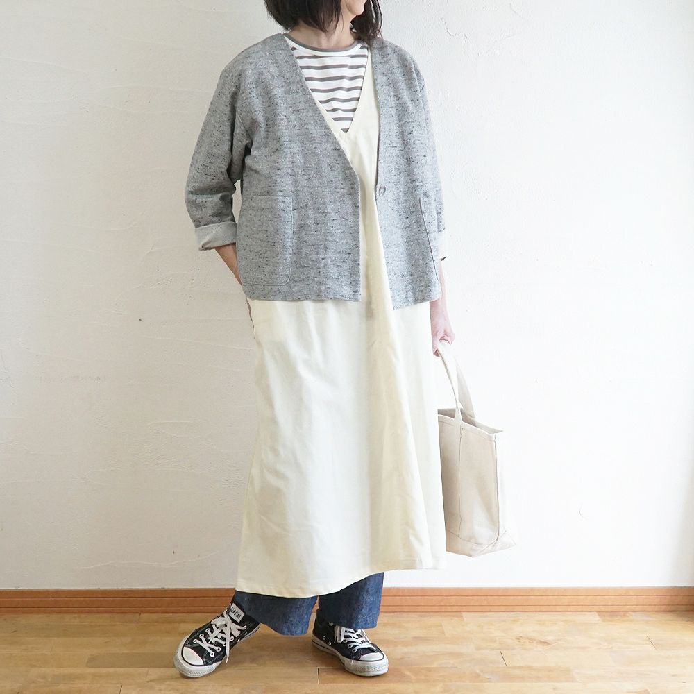 Branch m‘.,ブランチエム,ナチュラル,30代,40代,50代,60代,コットン,ゆったり,綿,アウター,カーディガン,ジャケット,羽織り,羽織,ライトアウター,Vネックジャケット,Vネックカーディガン,ネップ,ジャズネップ