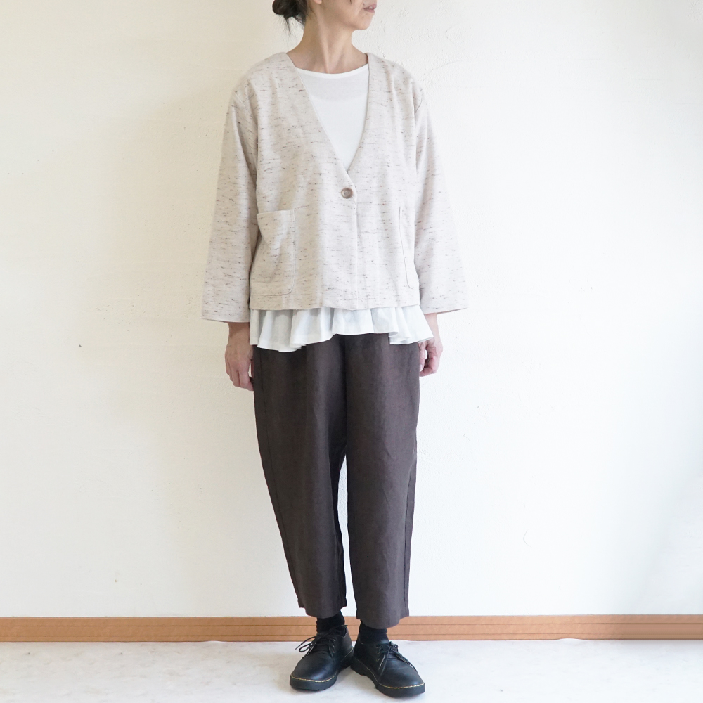 Branch m‘.,ブランチエム,ナチュラル,30代,40代,50代,60代,コットン,ゆったり,綿,アウター,カーディガン,ジャケット,羽織り,羽織,ライトアウター,Vネックジャケット,Vネックカーディガン,ネップ,ジャズネップ