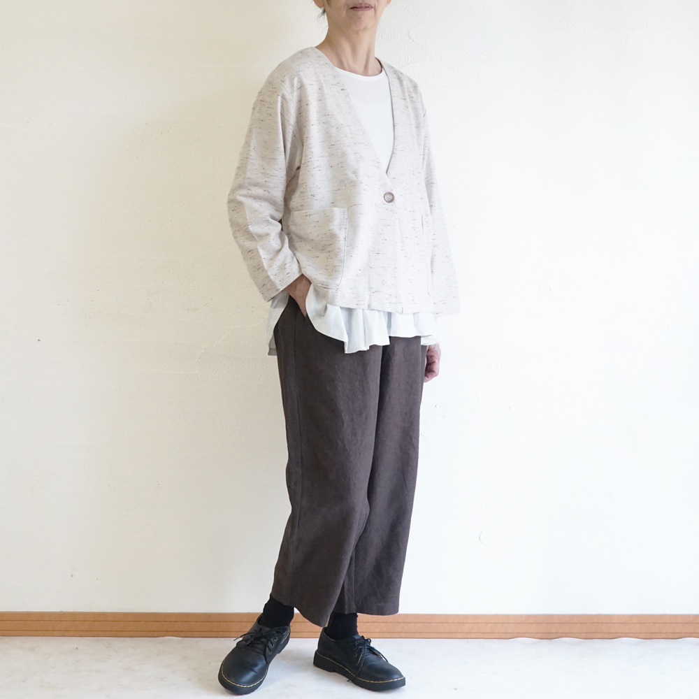 Branch m‘.,ブランチエム,ナチュラル,30代,40代,50代,60代,コットン,ゆったり,綿,アウター,カーディガン,ジャケット,羽織り,羽織,ライトアウター,Vネックジャケット,Vネックカーディガン,ネップ,ジャズネップ