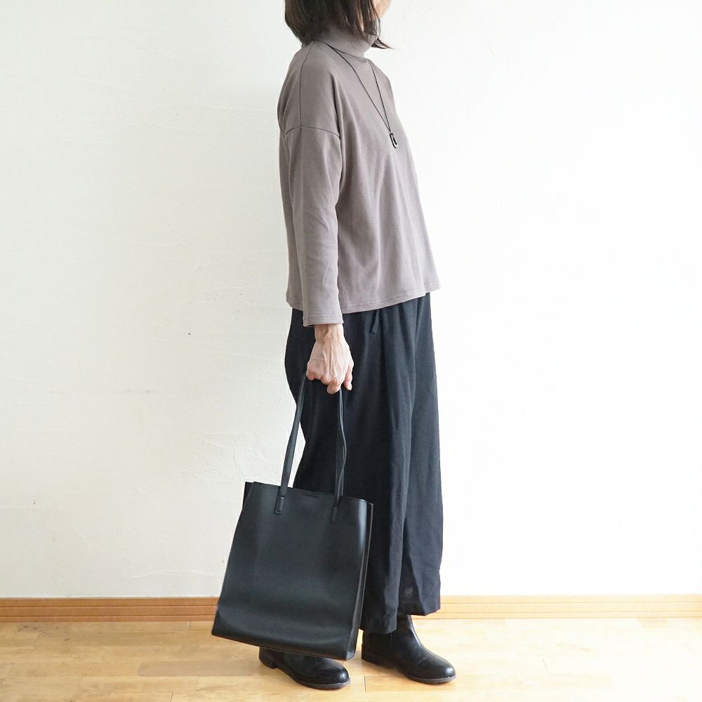 Branch m‘.,ブランチエム,ナチュラル,30代,40代,50代,60代,コットン,綿,ゆったり,Tシャツ,カットソー,タートルネック,タートルネックプルオーバー,,長袖