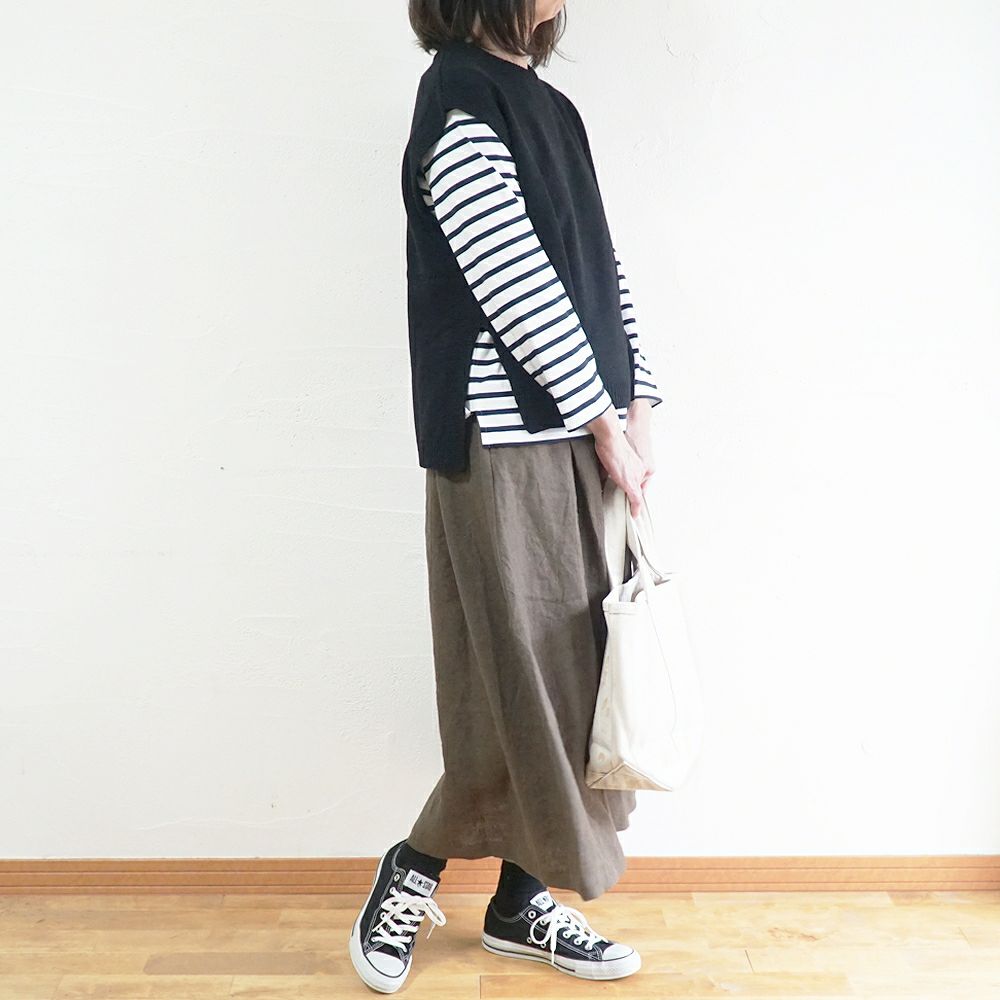 Branch m‘.,ブランチエム,ナチュラル,30代,40代,50代,60代,ウール,ゆったり,knit,ニット,ウール混,ベスト、ニットベスト,ドロップショルダー,ドロップショルダーベスト,レイヤード,重ね着