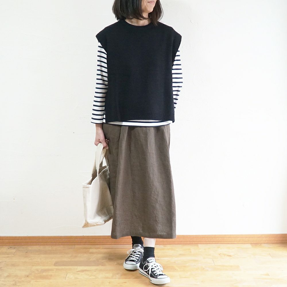 Branch m‘.,ブランチエム,ナチュラル,30代,40代,50代,60代,ウール,ゆったり,knit,ニット,ウール混,ベスト、ニットベスト,ドロップショルダー,ドロップショルダーベスト,レイヤード,重ね着