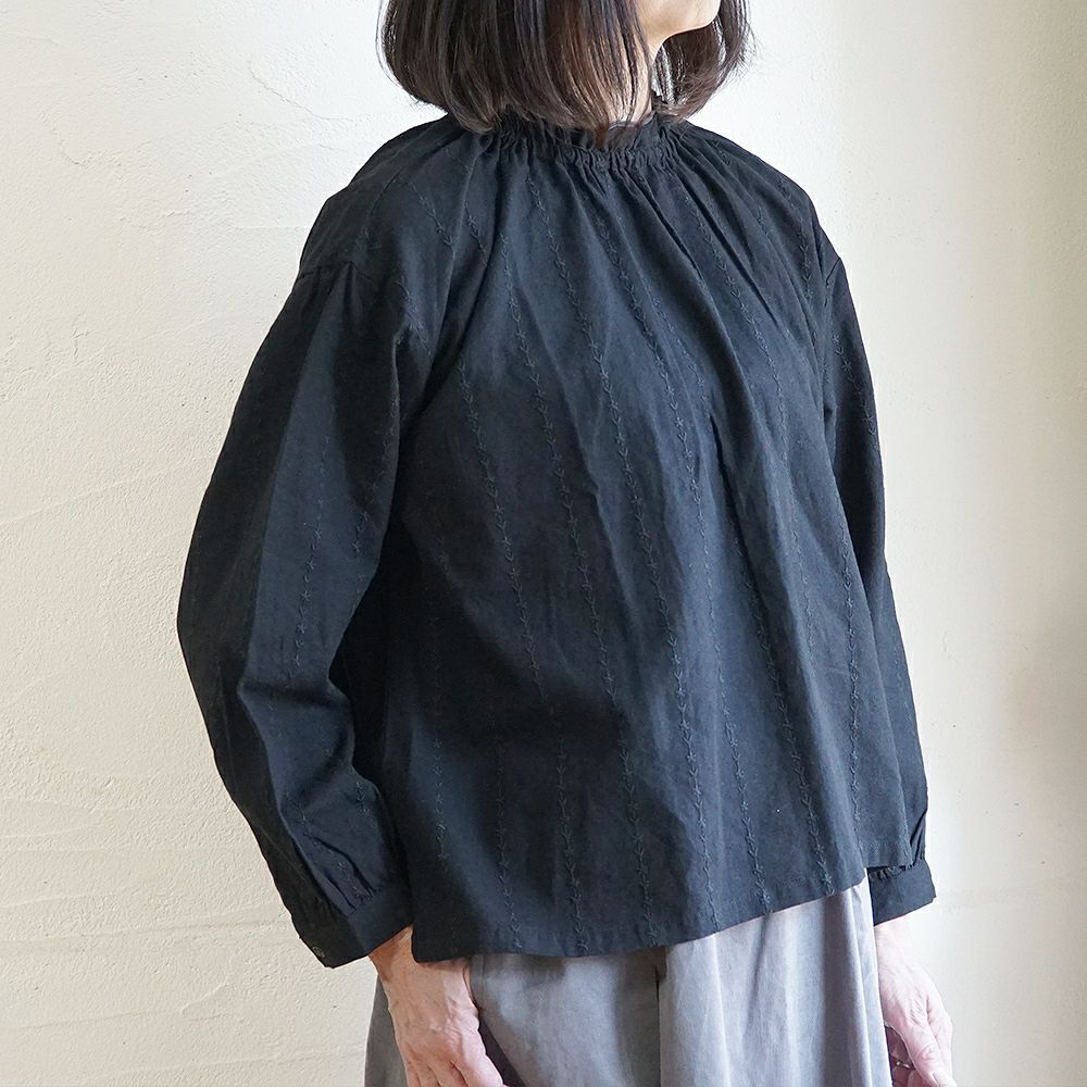 Branch m‘.,ブランチエム,ナチュラル,30代,40代,50代,60代,コットン,綿,ゆったり,blouse,ブラウス,フリルブラウス,