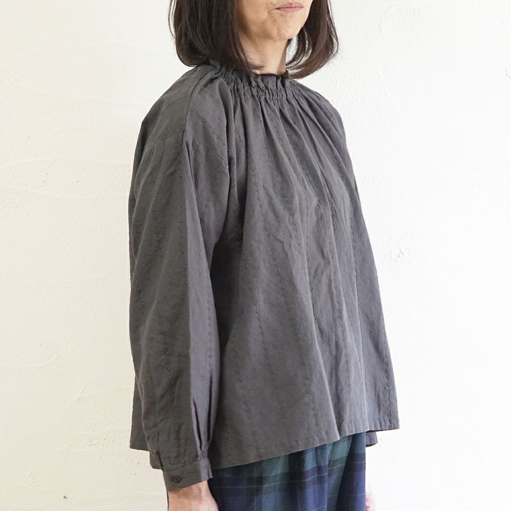 Branch m‘.,ブランチエム,ナチュラル,30代,40代,50代,60代,コットン,綿,ゆったり,blouse,ブラウス,フリルブラウス,