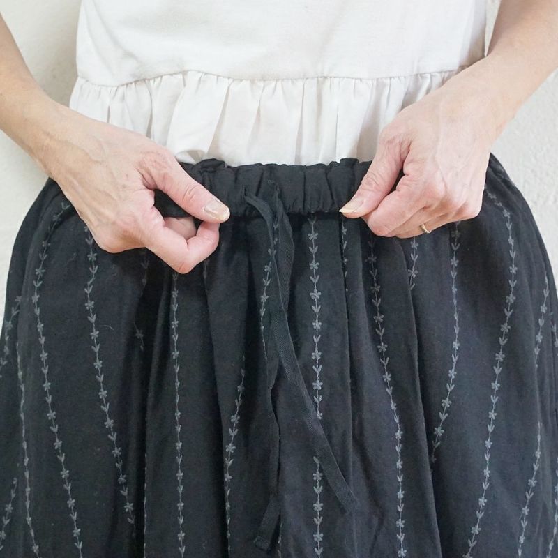 Branch m‘.,ブランチエム,ナチュラル,30代,40代,50代,60代,コットン,綿,ゆったり,スカート,フレアスカート,タックスカート,