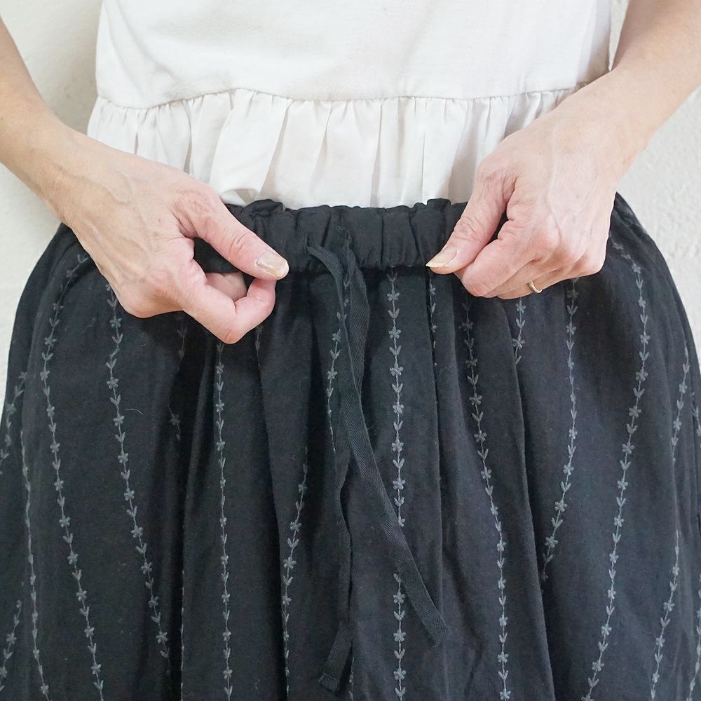 Branch m‘.,ブランチエム,ナチュラル,30代,40代,50代,60代,コットン,綿,ゆったり,スカート,フレアスカート,タックスカート,