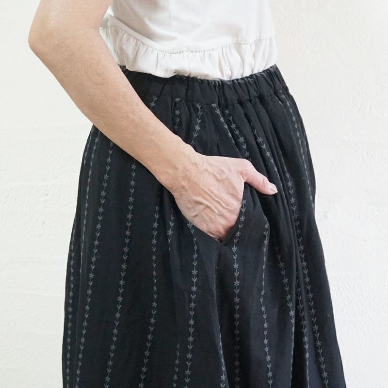 Branch m‘.,ブランチエム,ナチュラル,30代,40代,50代,60代,コットン,綿,ゆったり,スカート,フレアスカート,タックスカート,