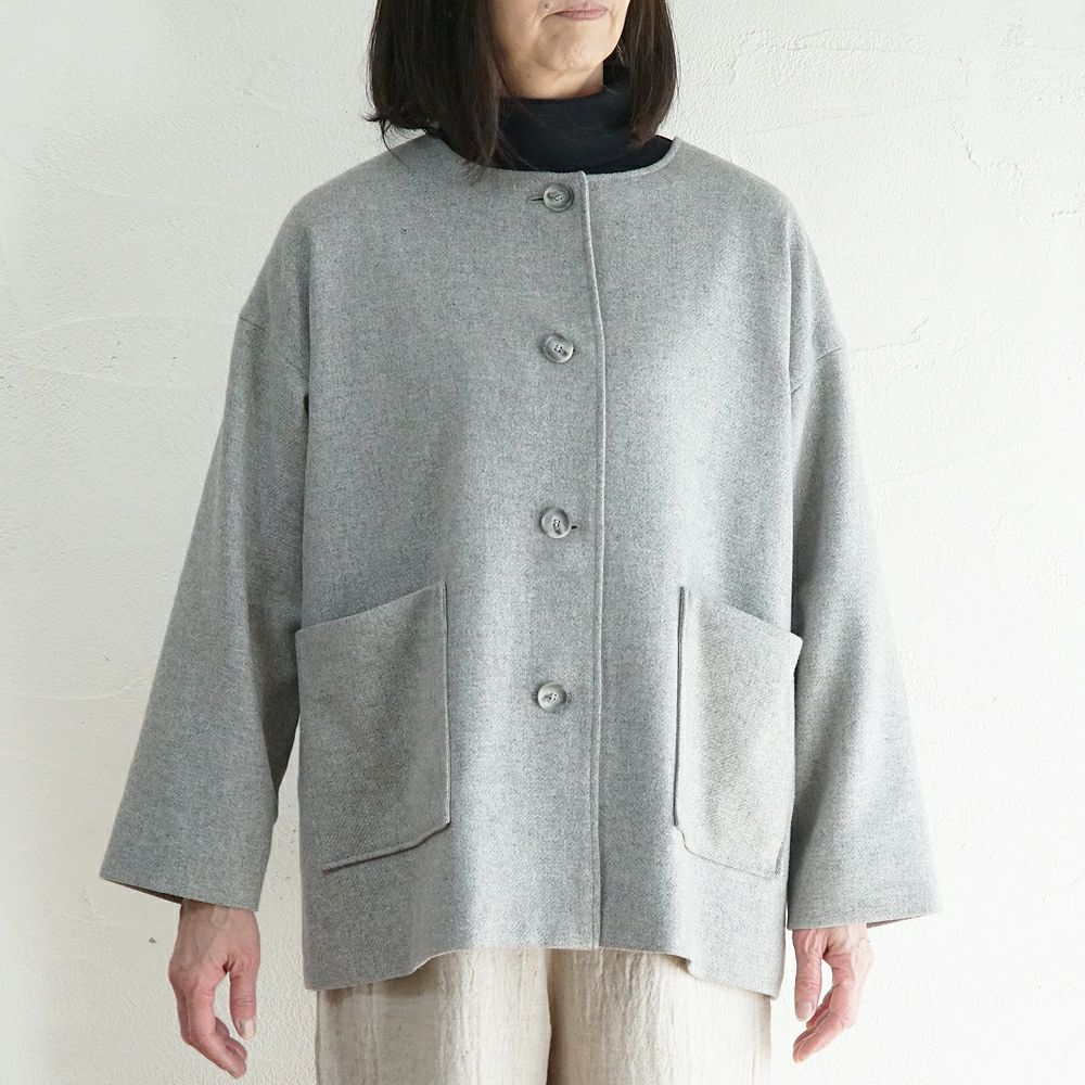 Branch m‘.,ブランチエム,ナチュラル,30代,40代,50代,60代,ウール,ゆったり,コート,ジャケット,ノーカラーコート,裏地,ノーカラー,クルーネック,クルーネックコート