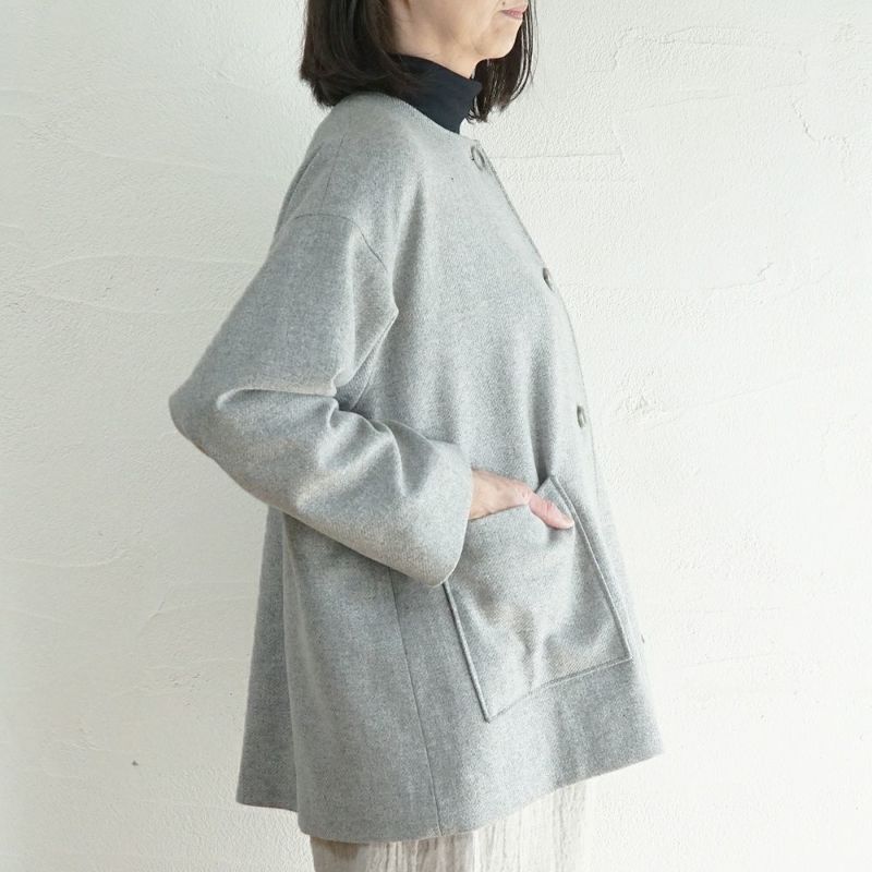 Branch m‘.,ブランチエム,ナチュラル,30代,40代,50代,60代,ウール,ゆったり,コート,ジャケット,ノーカラーコート,裏地,ノーカラー,クルーネック,クルーネックコート