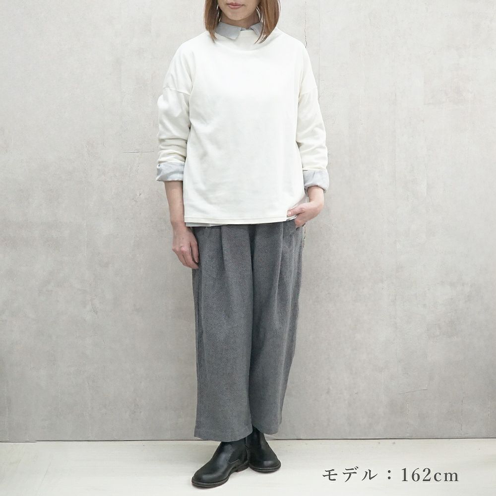 Branch m‘.,ブランチエム,ナチュラル,30代,40代,50代,60代,リネン,ゆったり,パンツ,テーパードパンツ,タックパンツ,フォーマル,オケージョン,セットアップ,テーパード